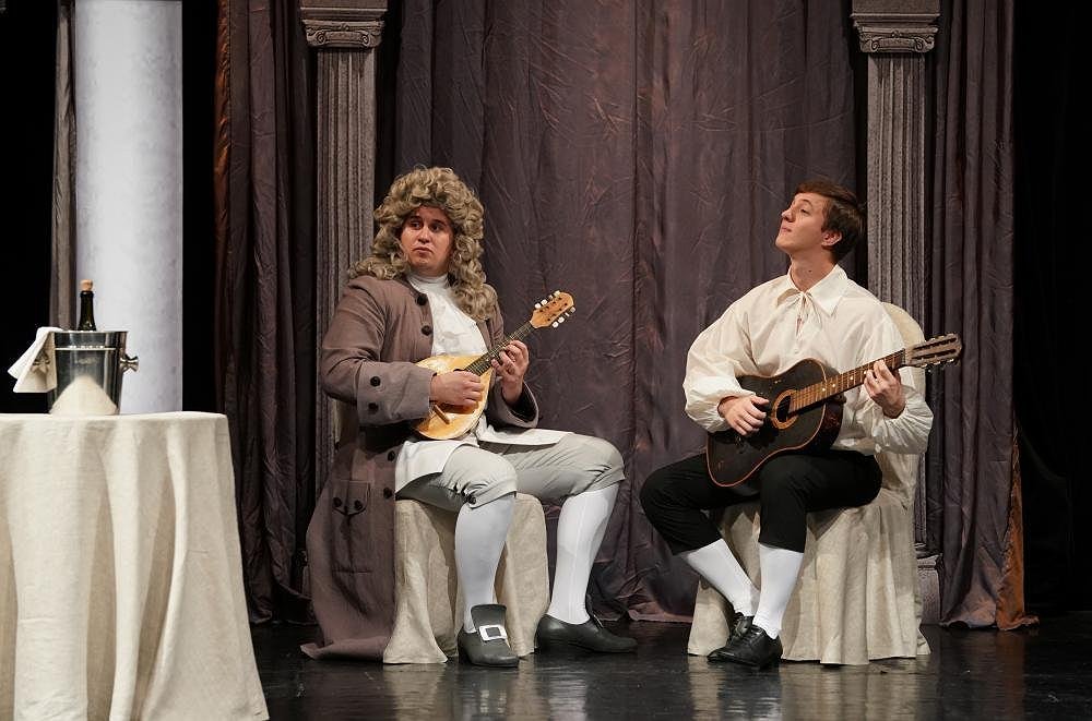 А ОН УПРЯМЫЙ, ОН ТАКОЙ