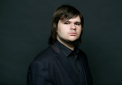 ДВА ГЕНИЯ И МОЛОДОЙ ПИАНИСТ