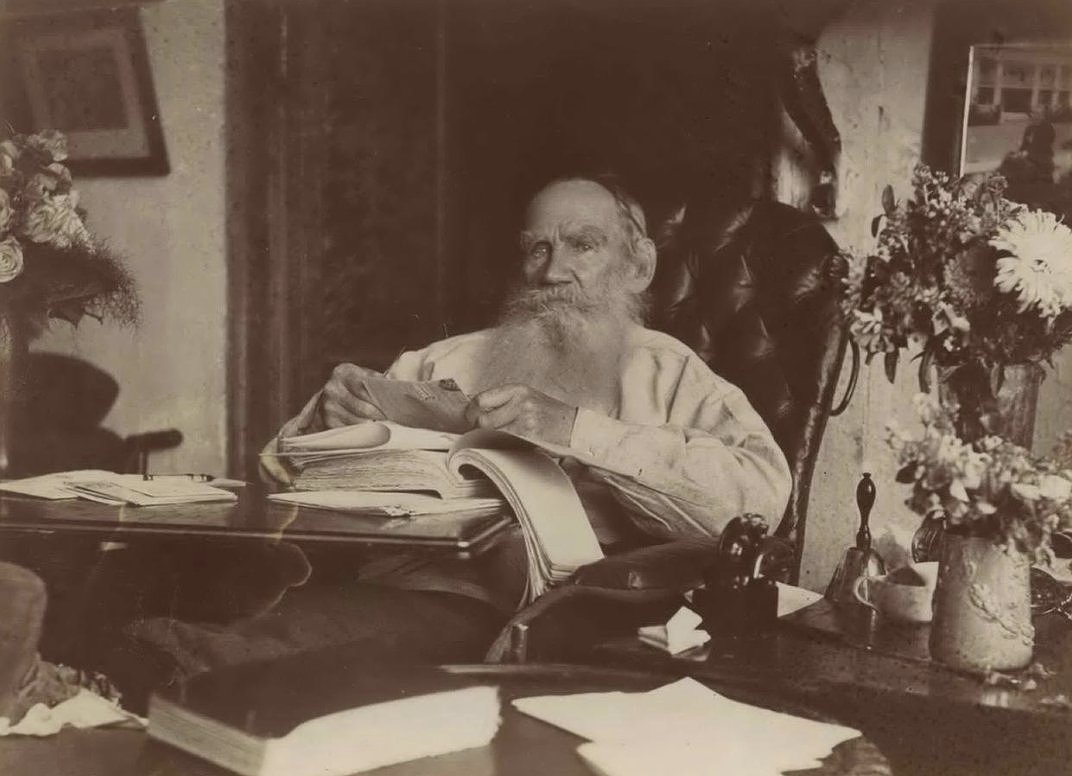 ФОТОРЕПОРТЁР СОФЬЯ ТОЛСТАЯ