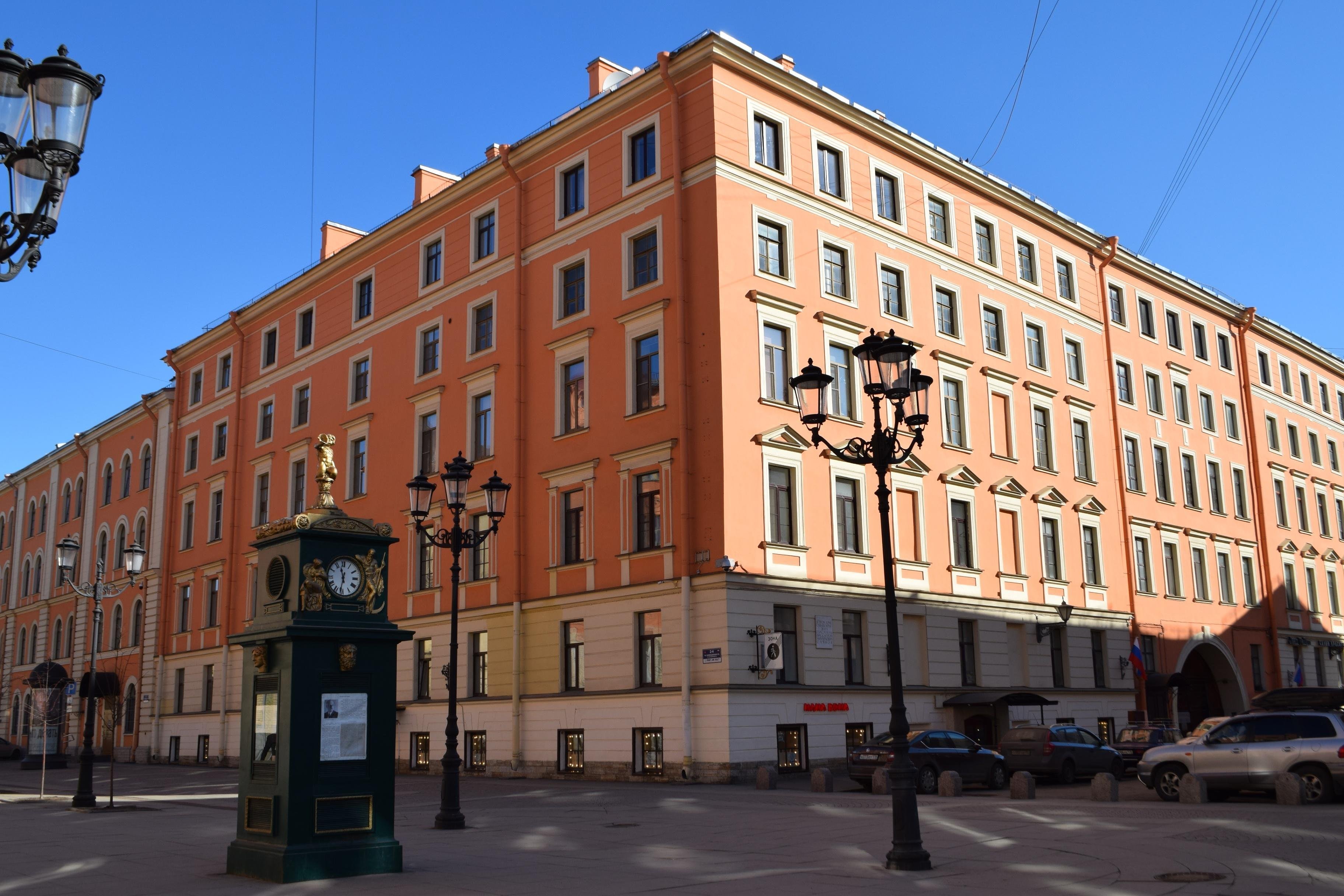 ЛИТЕРАТУРНЫЕ ВСЕЛЕННЫЕ